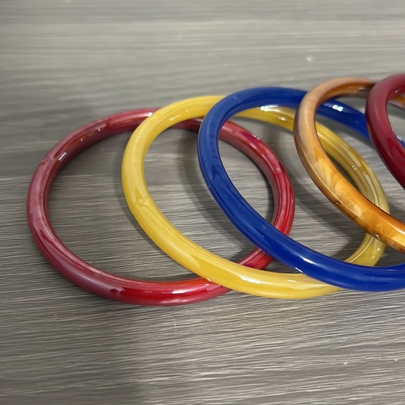 New Set of Colorful Bangle Bracelets, Glass or Plastic - Picture 3 of 6